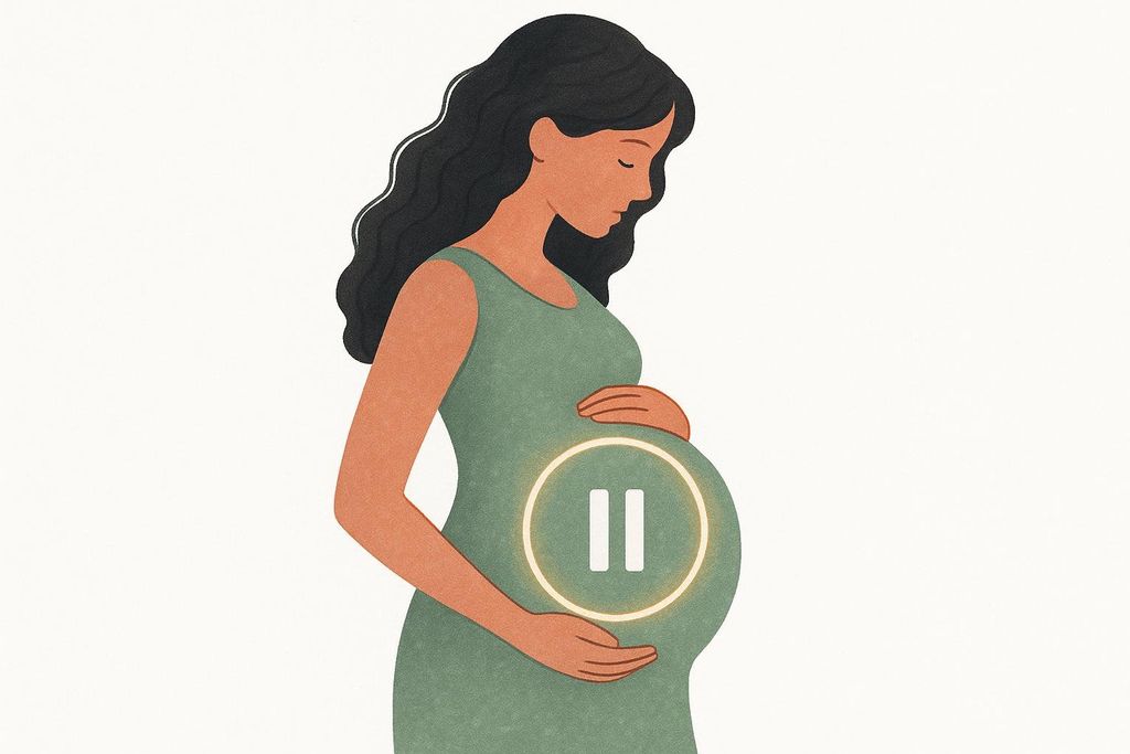 Illustration of a pregnant woman in a green dress holding her belly, which glows with a circular pause symbol, indicating a deferral or break.