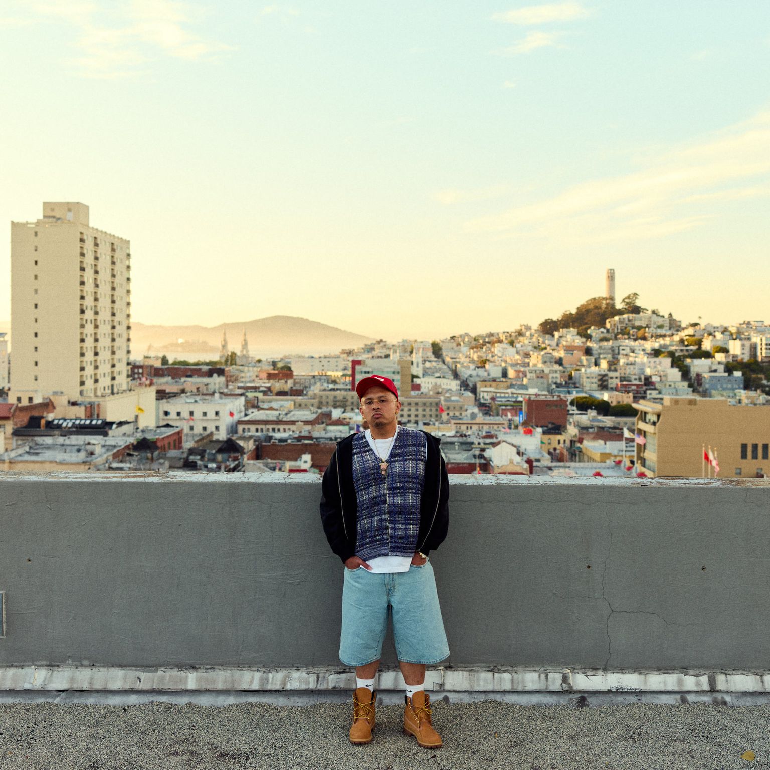 HalfImageBlock Influencer: P-Lo