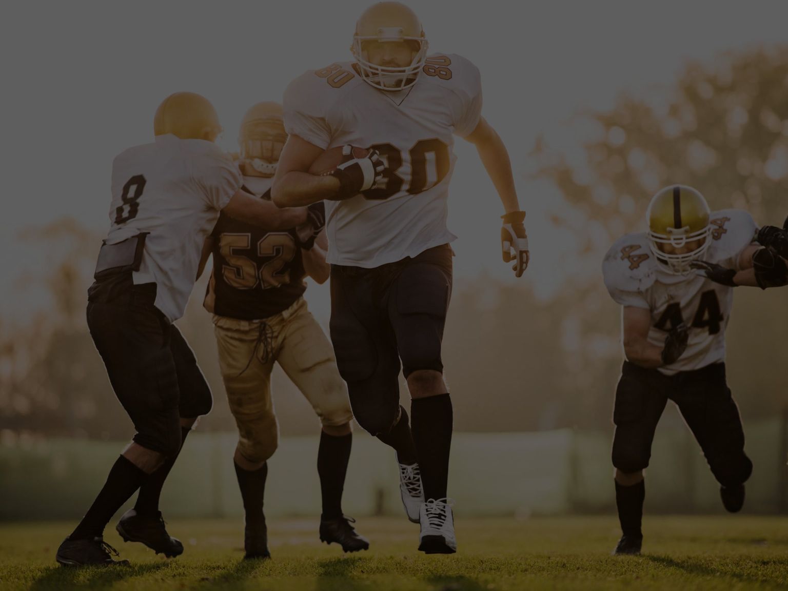 CoverShort: Football Men Mobile