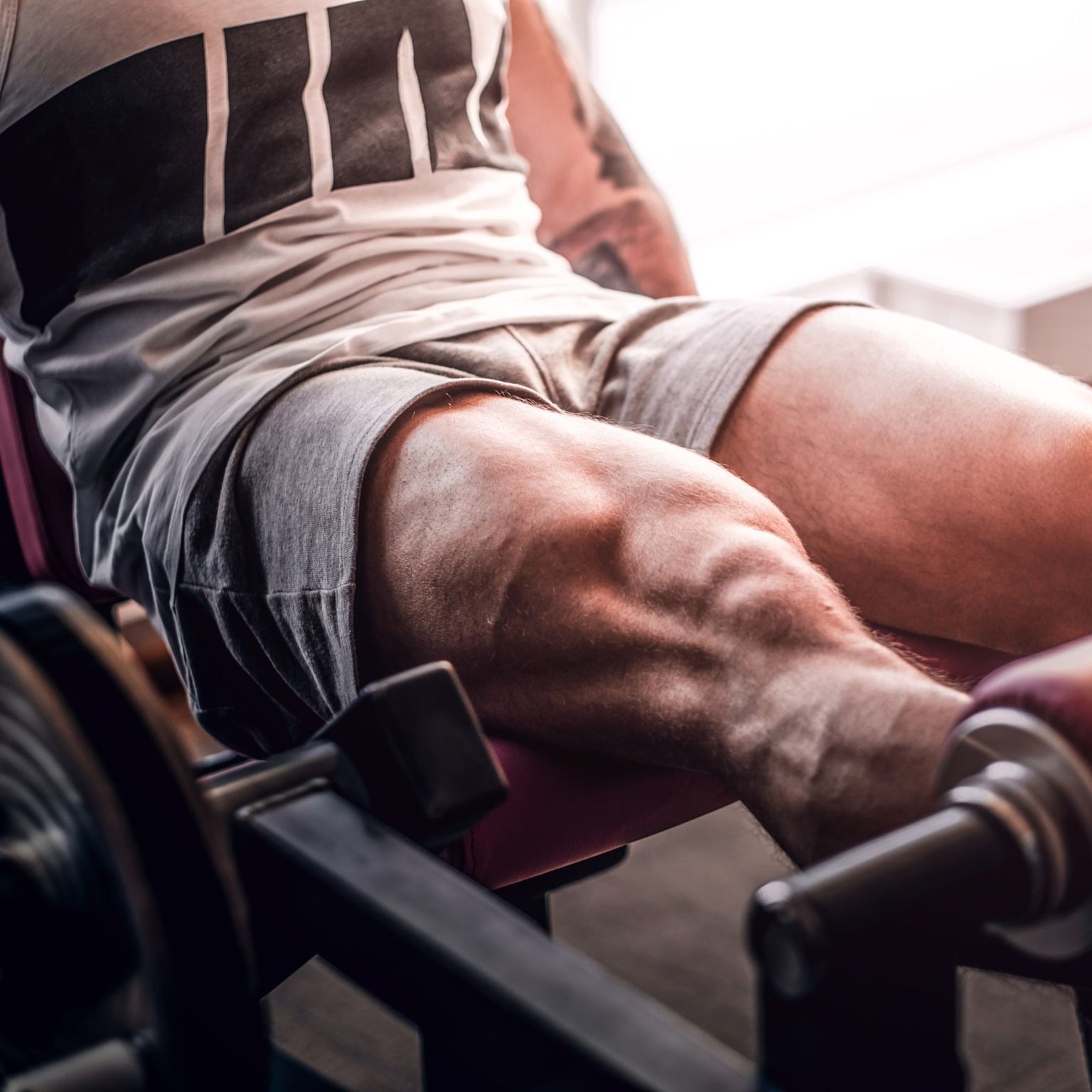 HalfImage: Man's Quads