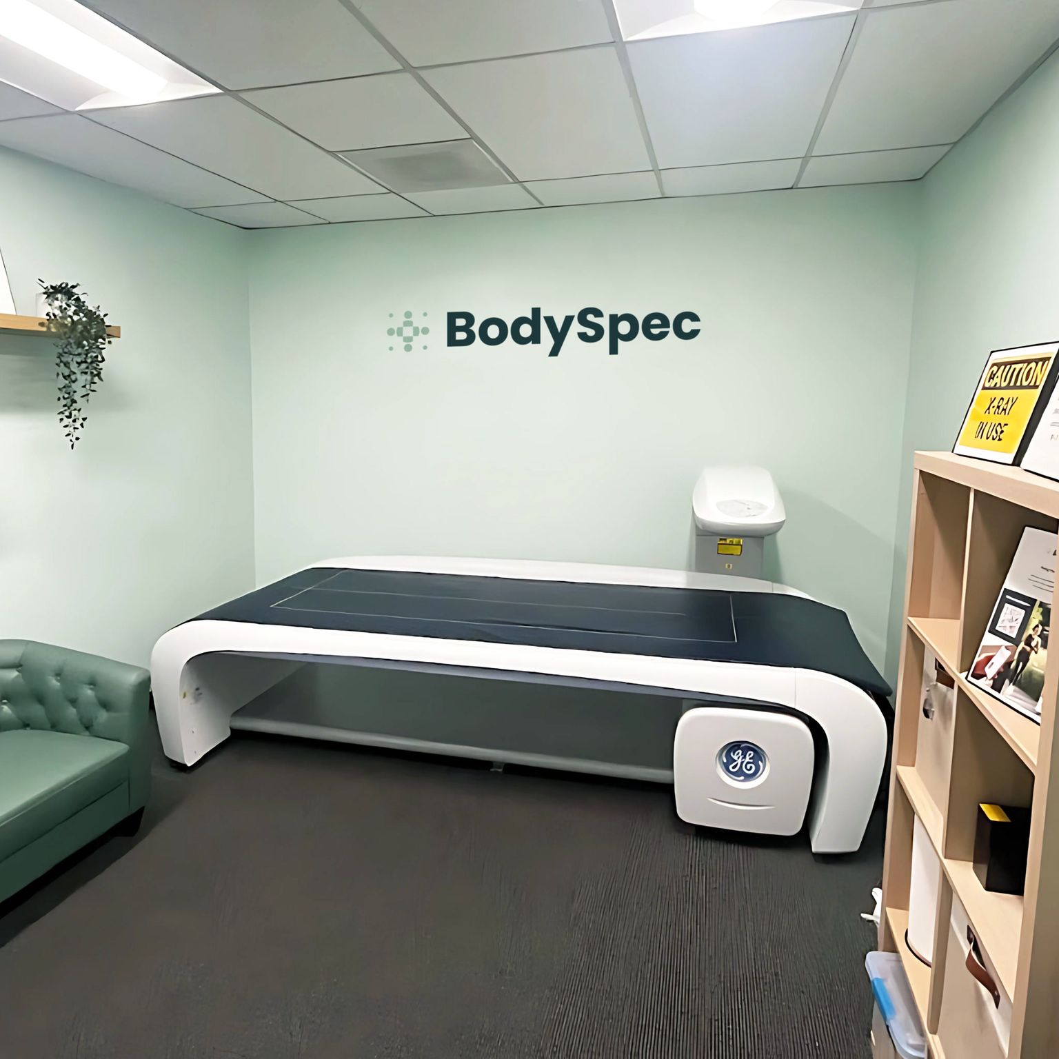 HalfImage: Dexa Room 2