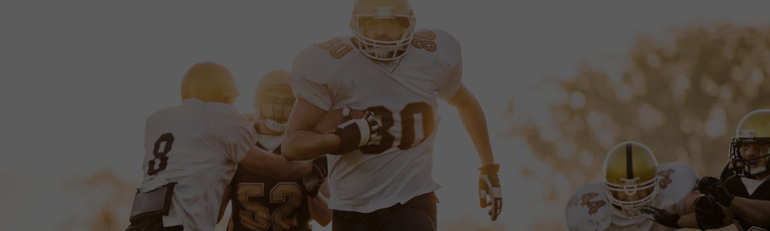 CoverShort: Football Men Desktop